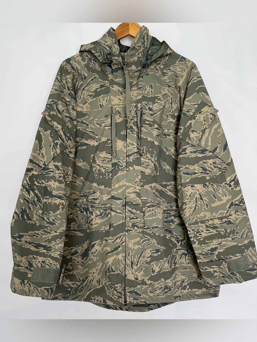 Military Gore-Tex All Purpose Environmental Parka Camouflage Size Large Regular